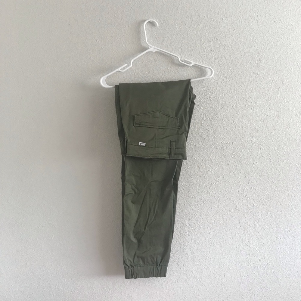[SOLD] Levi’s Joggers